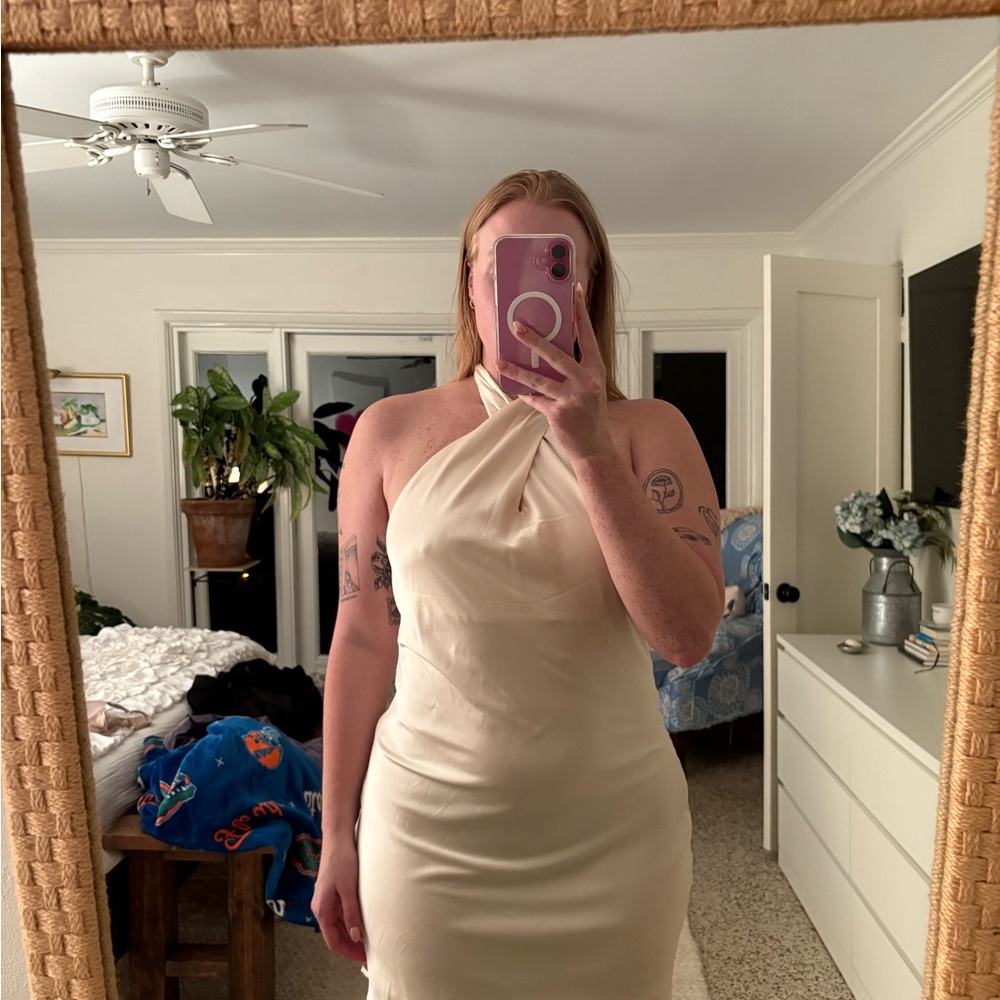 Elegant Cream Halter Sheath Dress